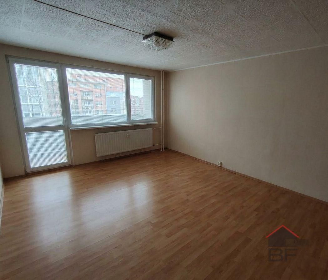 3+1, Jižní, Stráž pod Ralskem, 70 m² - 2