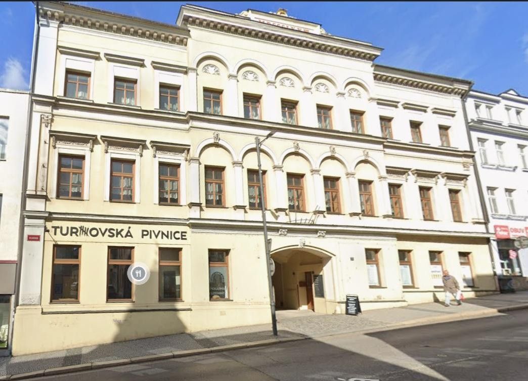 Ubytovací zařízení, Hluboká, Turnov, 200 m²