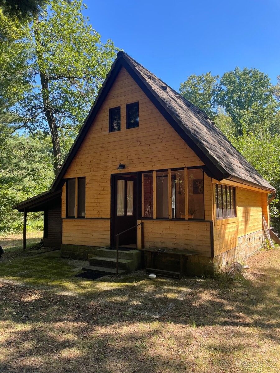 Chaty, Hradištko, 289 12