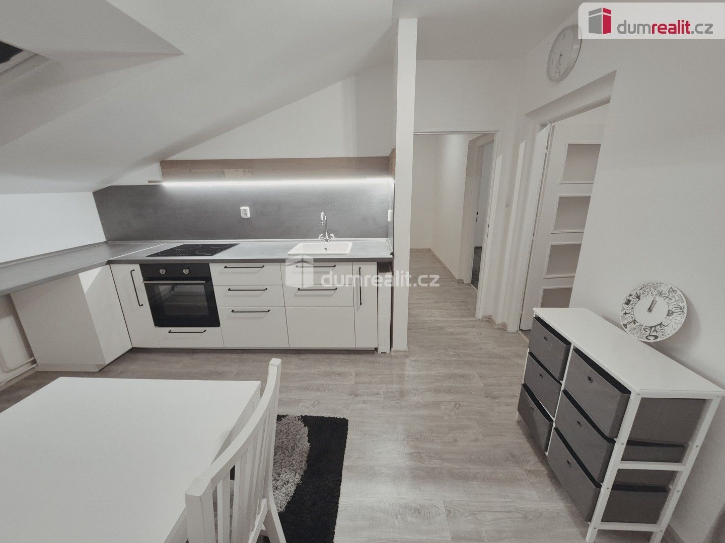 2+1, Lužická, Hoštka, 57 m²