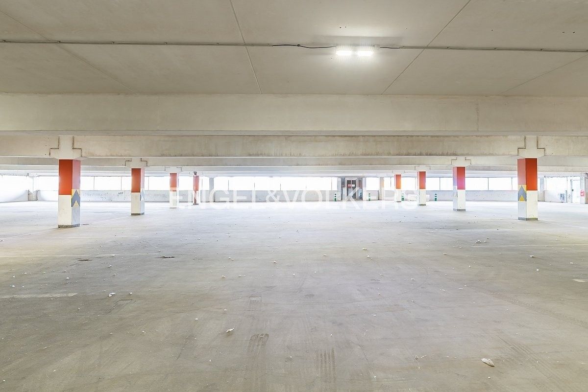 Komerční nemovitost · 4 500 m² · Chlumecká 712, Praha Černý Most - 4