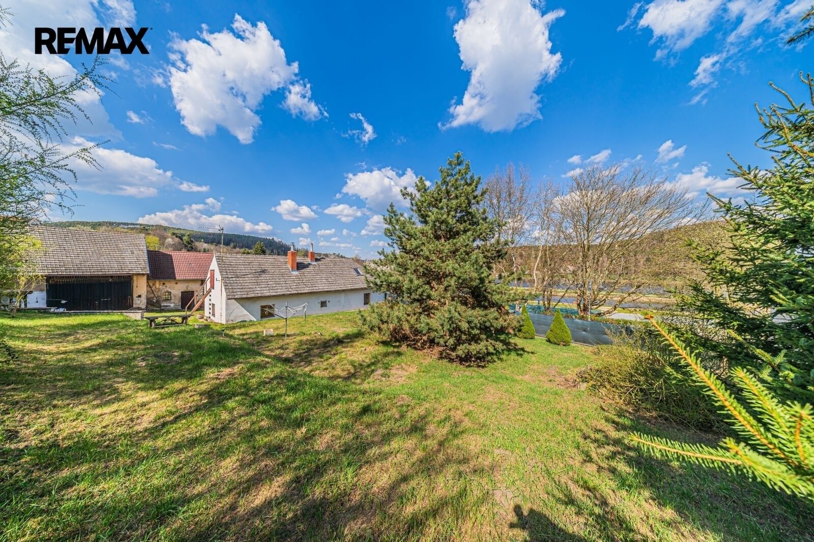Prodej rodinný dům - Kamýk nad Vltavou, 363 m² - 5