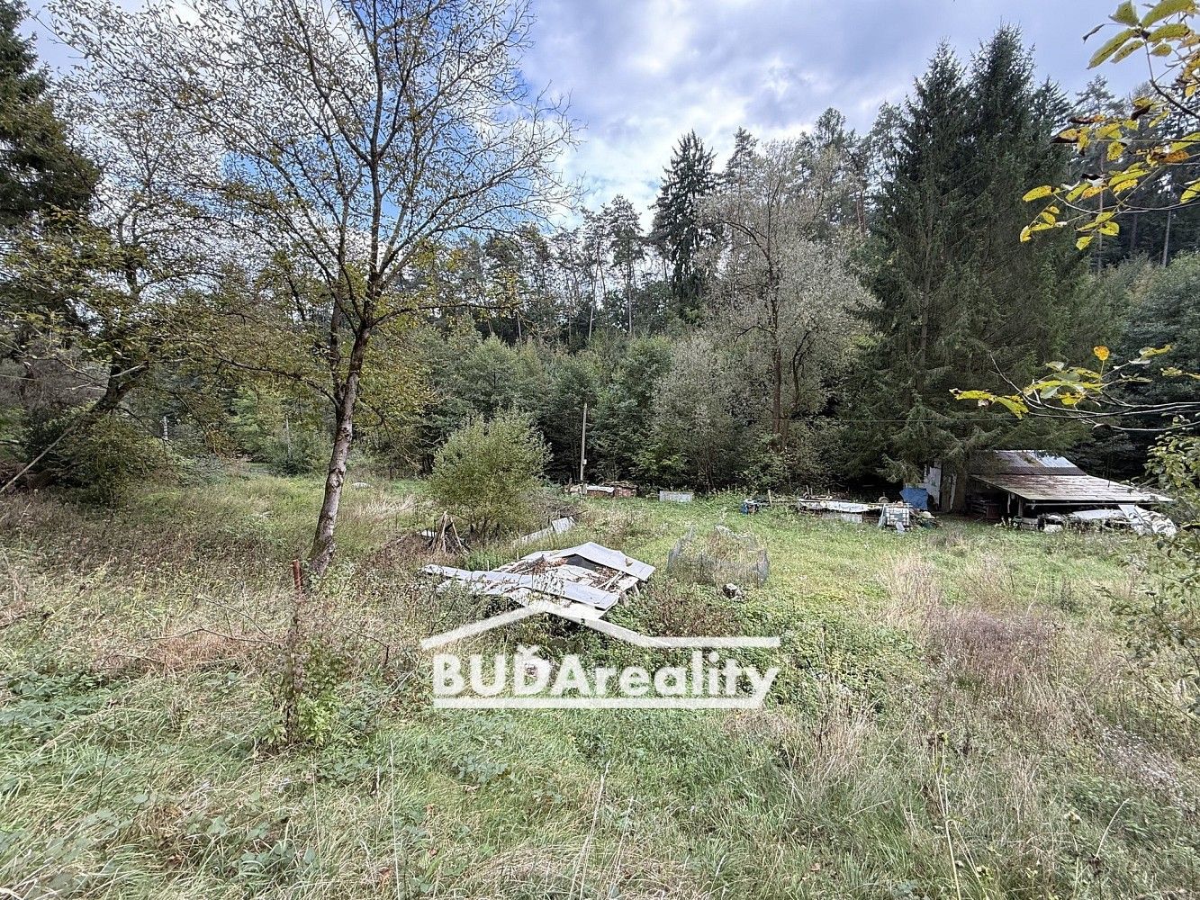 Pozemek pro bydlení, 6 836 m²