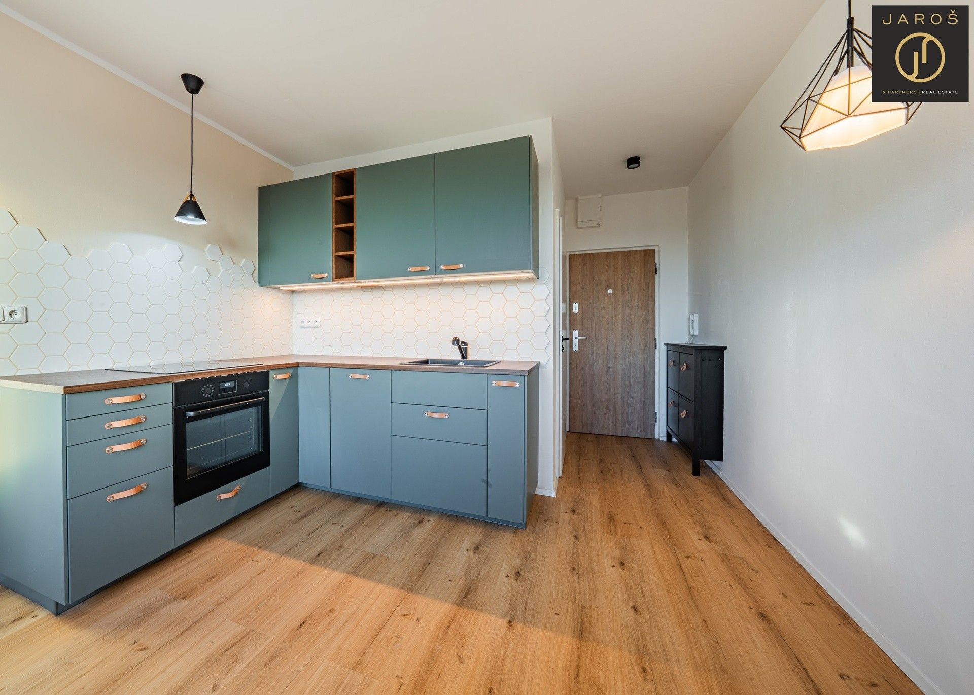 Pronájem byt 2+kk - Křivoklátská, Nové Strašecí, 36 m²