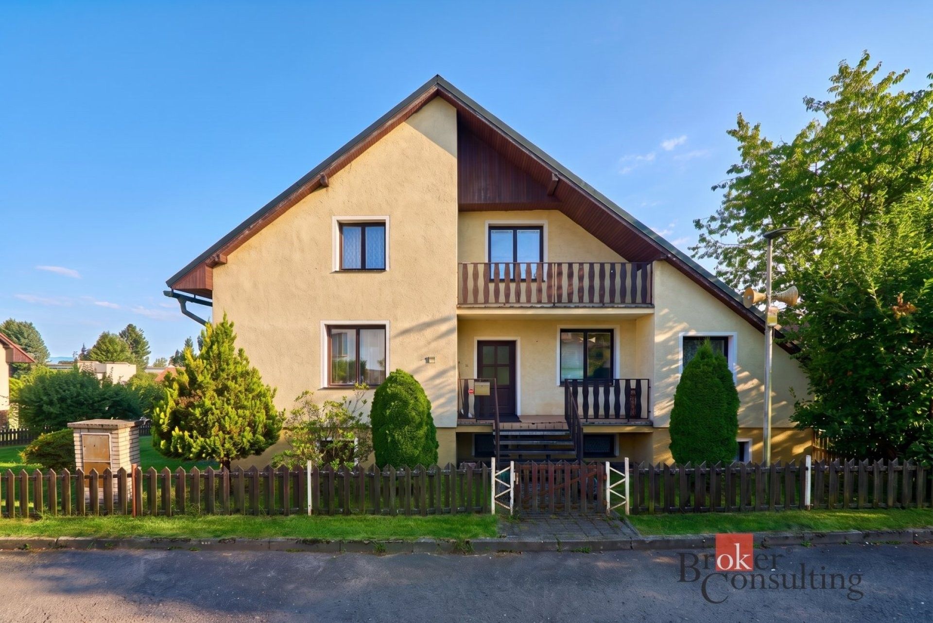 Rodinné domy, Višňová, Skalná, 335 m² - 2