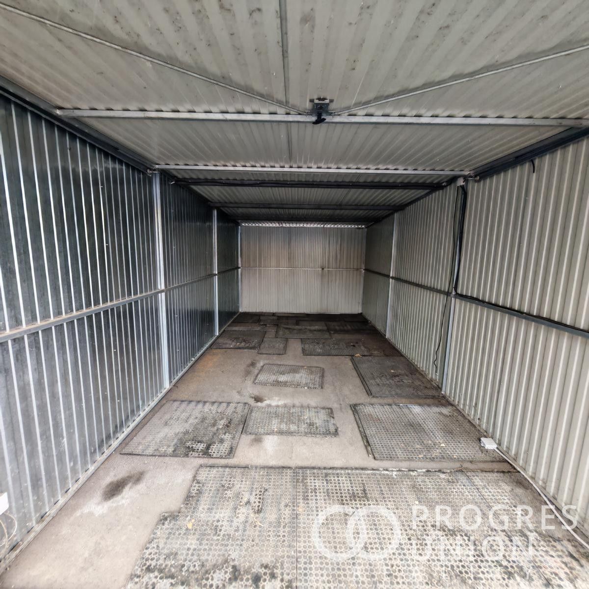 Pronájem garáž - Chelčického, Kroměříž, 18 m²