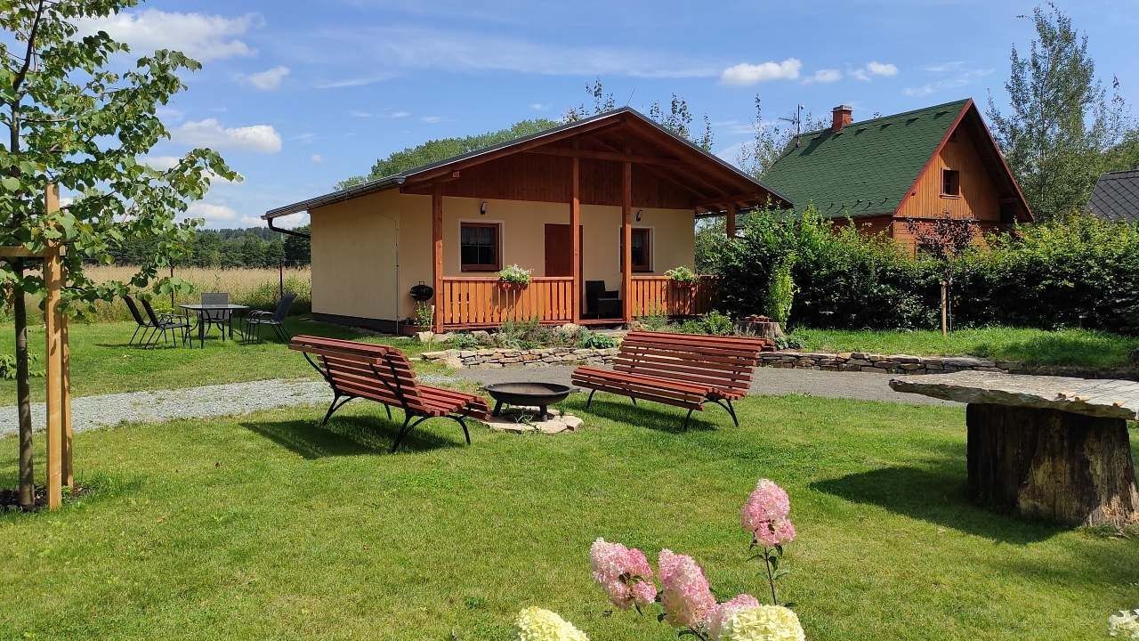 Chaty, Červený Kostelec - Červený Kostelec, Královéhradecký kraj