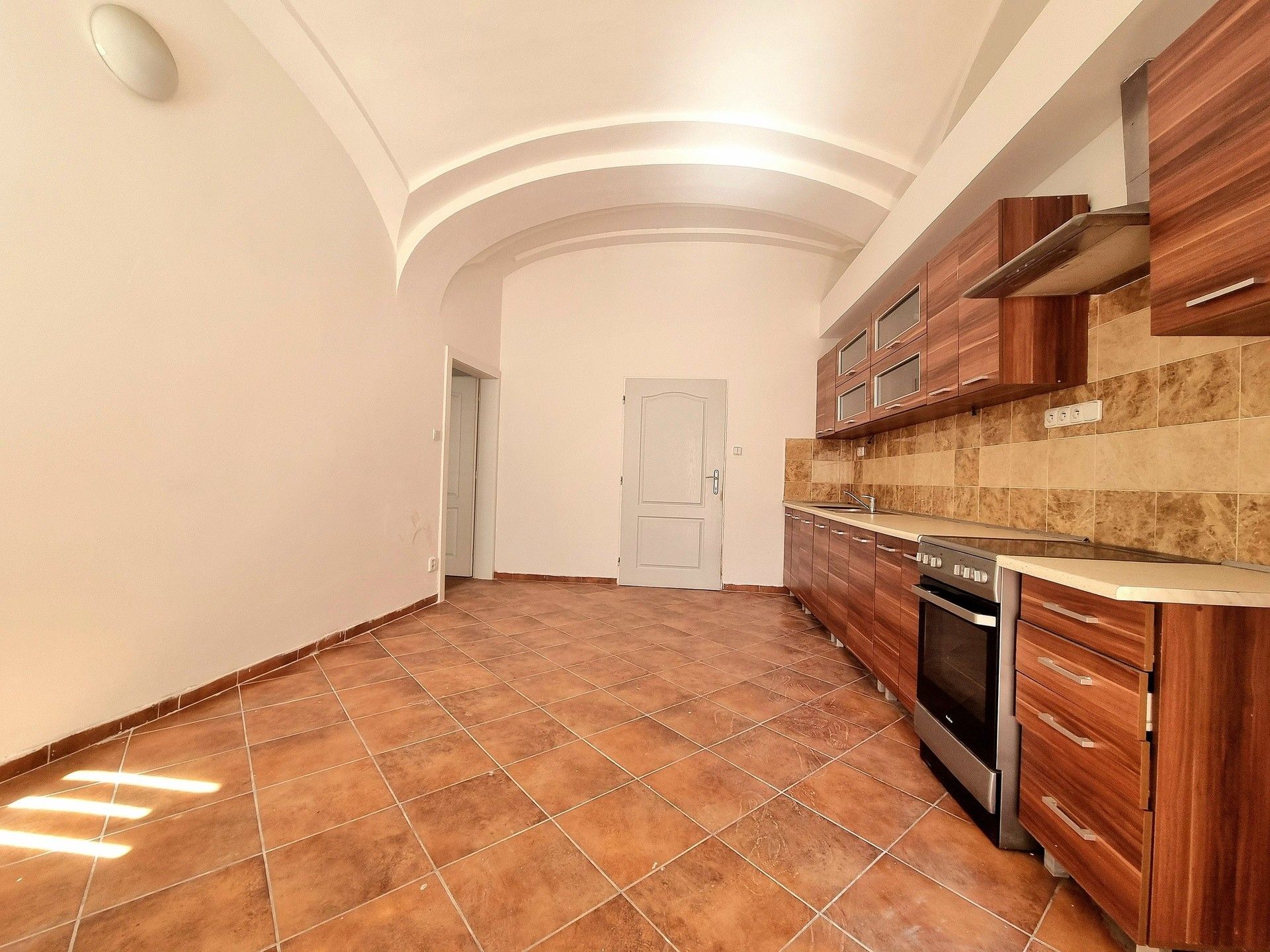 Pronájem byt 1+1 - Seifertova, Bílina, 57 m²