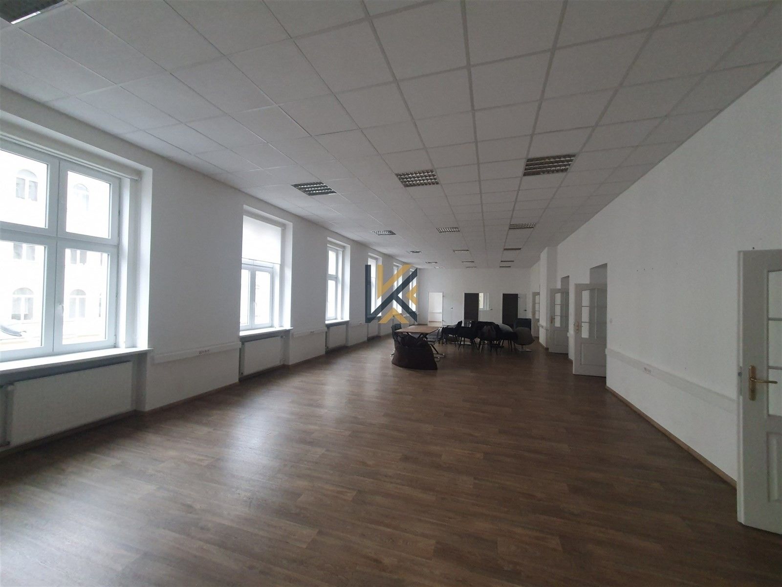 Pronájem kancelář - Opletalova, Praha, 278 m²