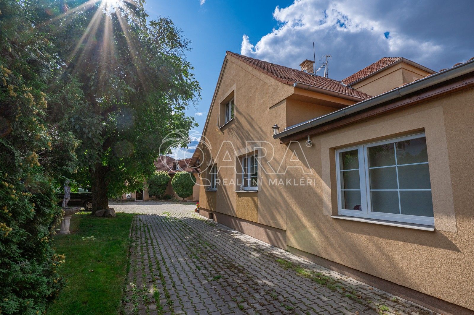 Prodej ubytovací zařízení - Hlavní, Jirny, 518 m²