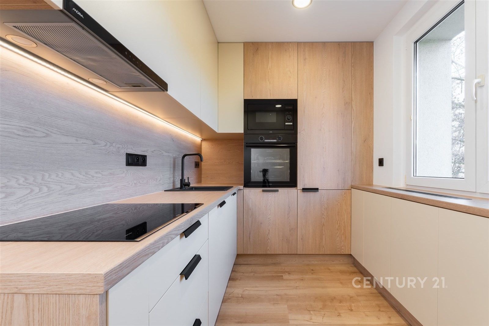 2+1, Vítězslava Nezvala, Most, 55 m²