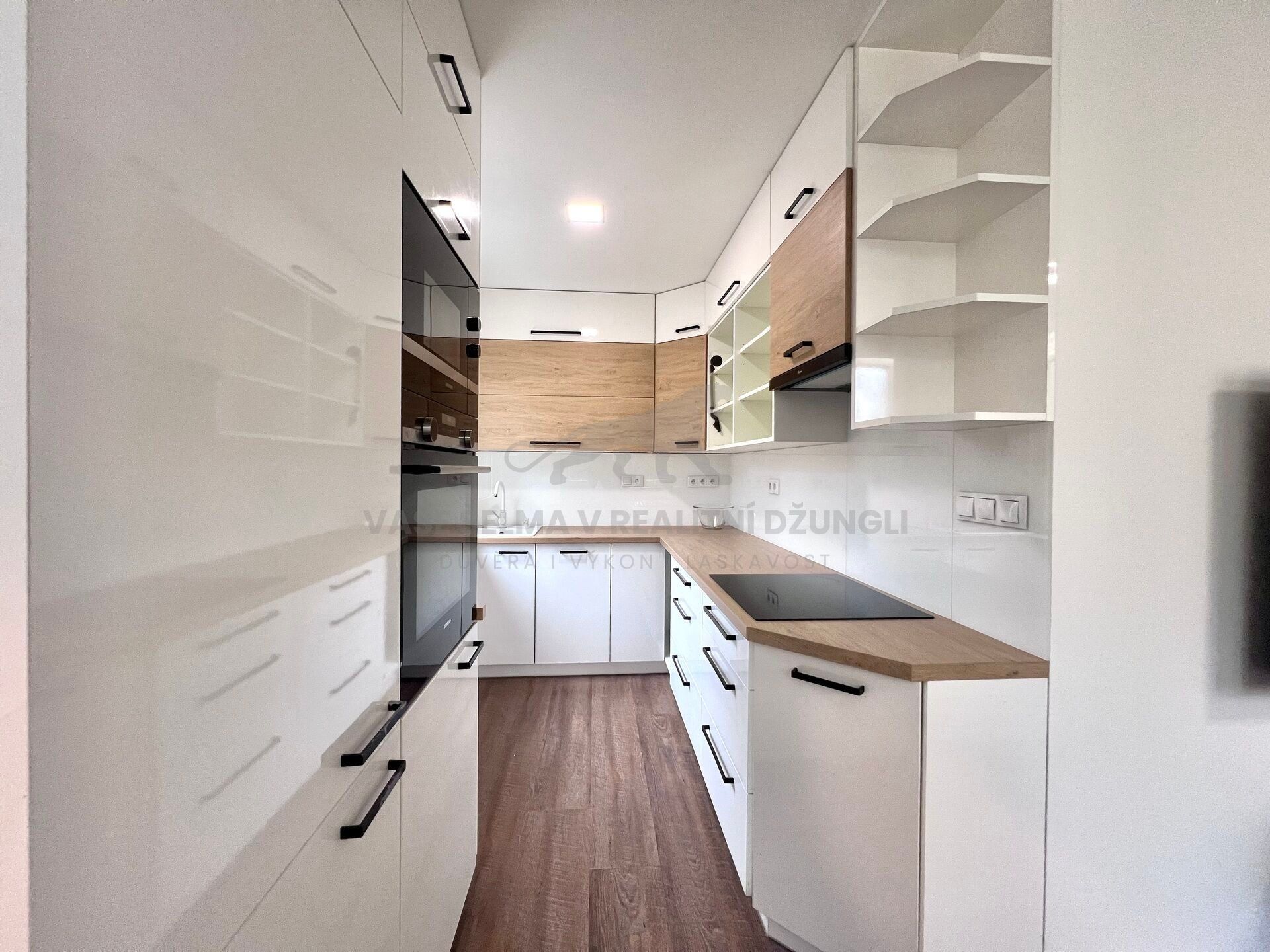 2+kk, Jelínkova, Praha, 50 m²