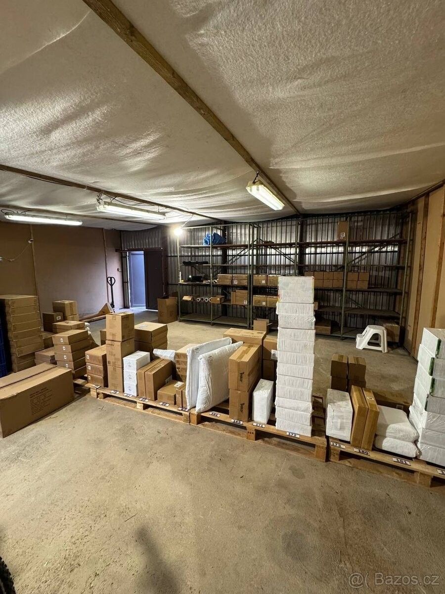 Sklady, Brno, 643 00