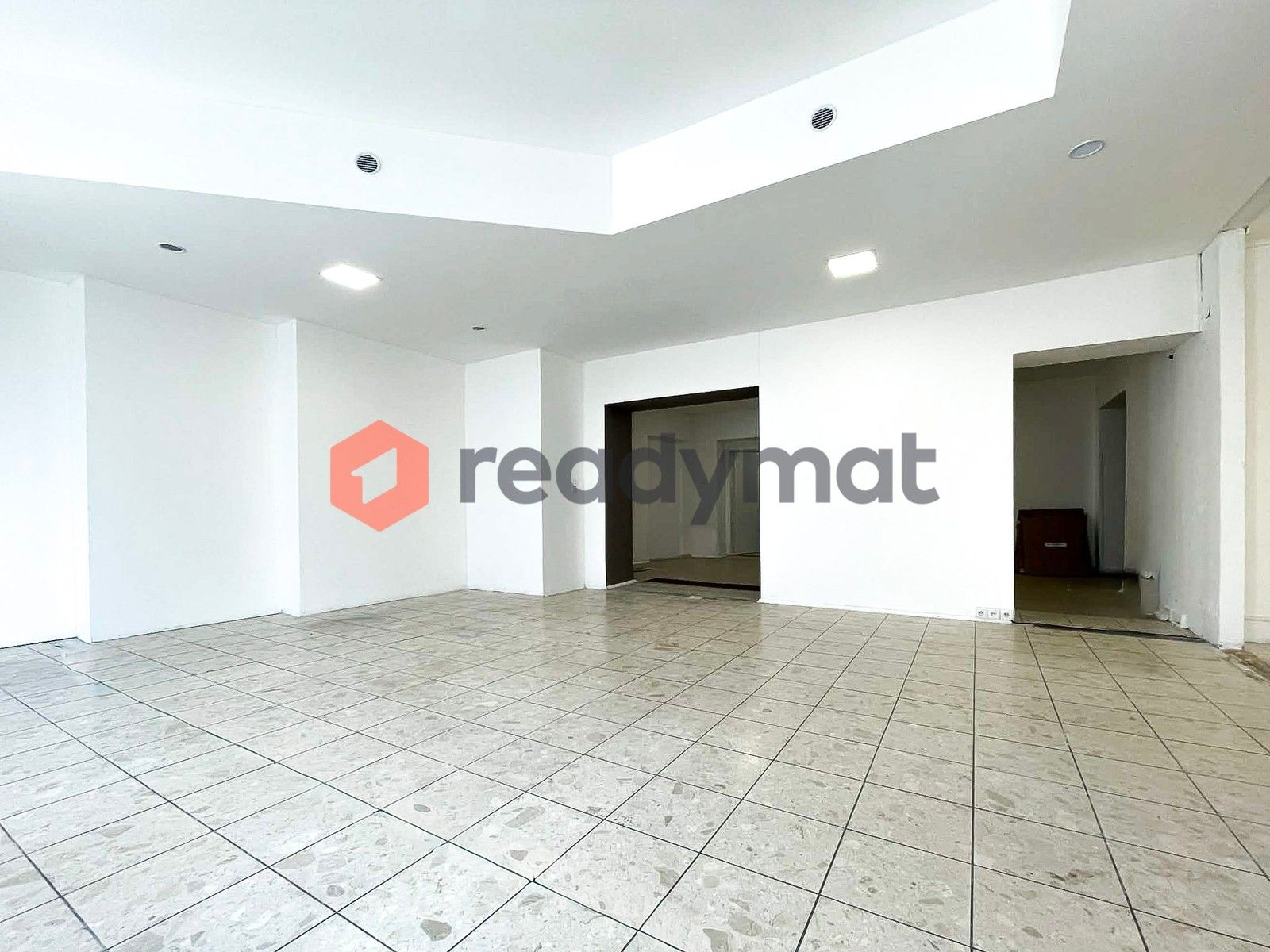 Obchodní prostory, Rodinova 720, Hodonín, 50 m² - 2