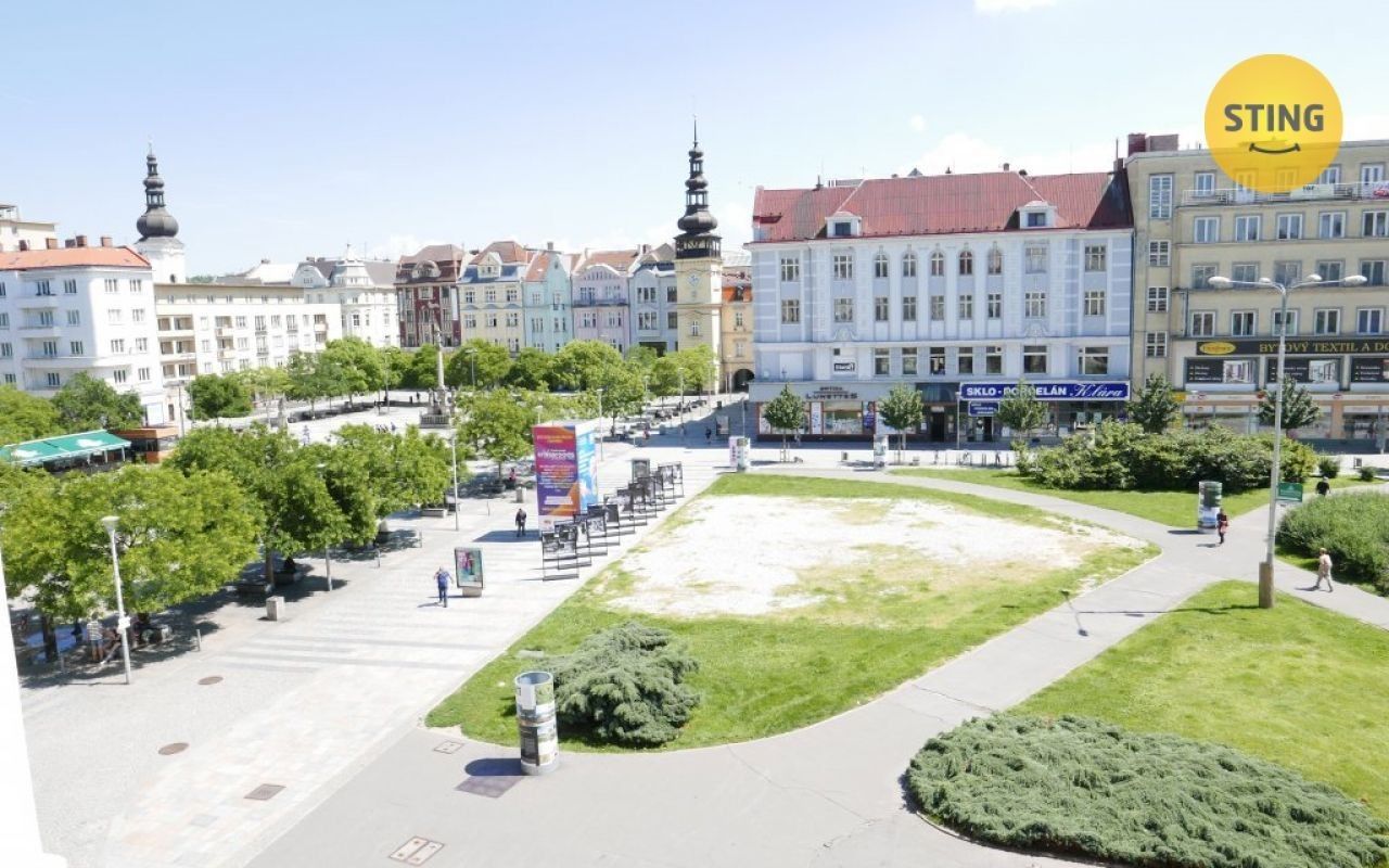 Obchodní prostory, Masarykovo náměstí, Ostrava, 9 m²