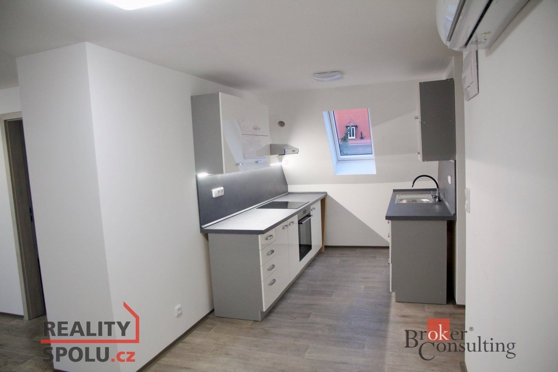 Pronájem byt 2+kk - Litvínov, 39 m²