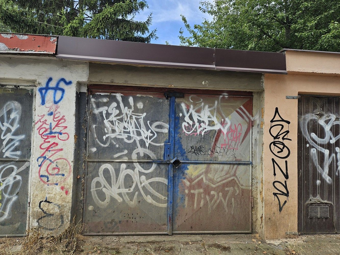 Garáže, Jednořadá, Praha 6 - Bubeneč, 15 m² - 2