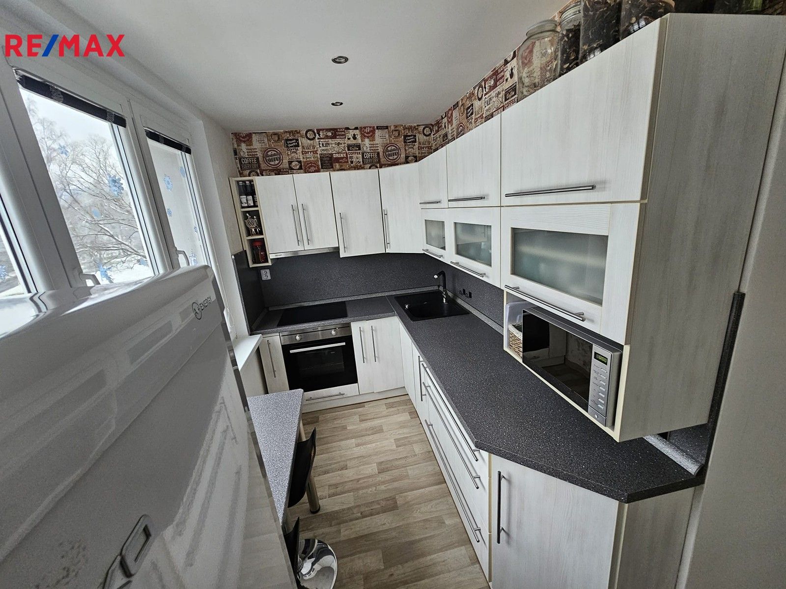 Pronájem byt 2+1 - sídliště 9. května, Nejdek, 52 m²