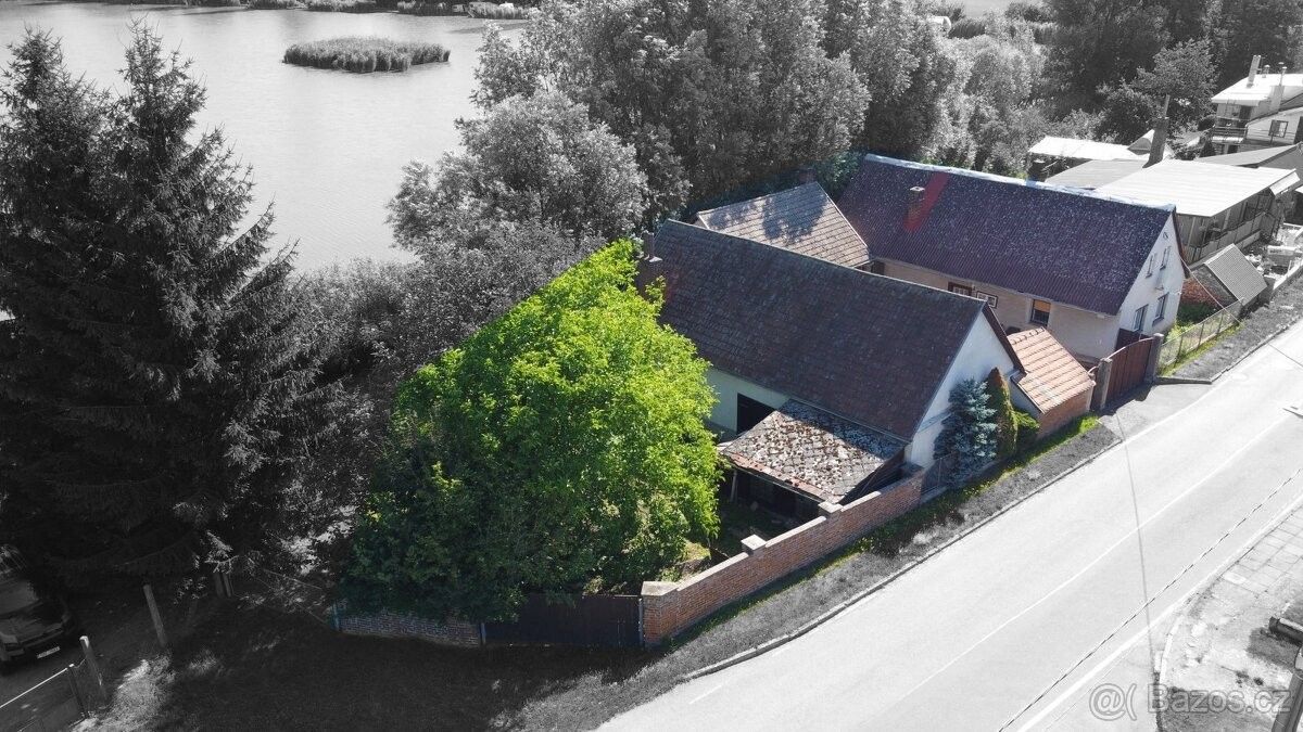 Rodinné domy, Jaroměř, 551 01 - 1
