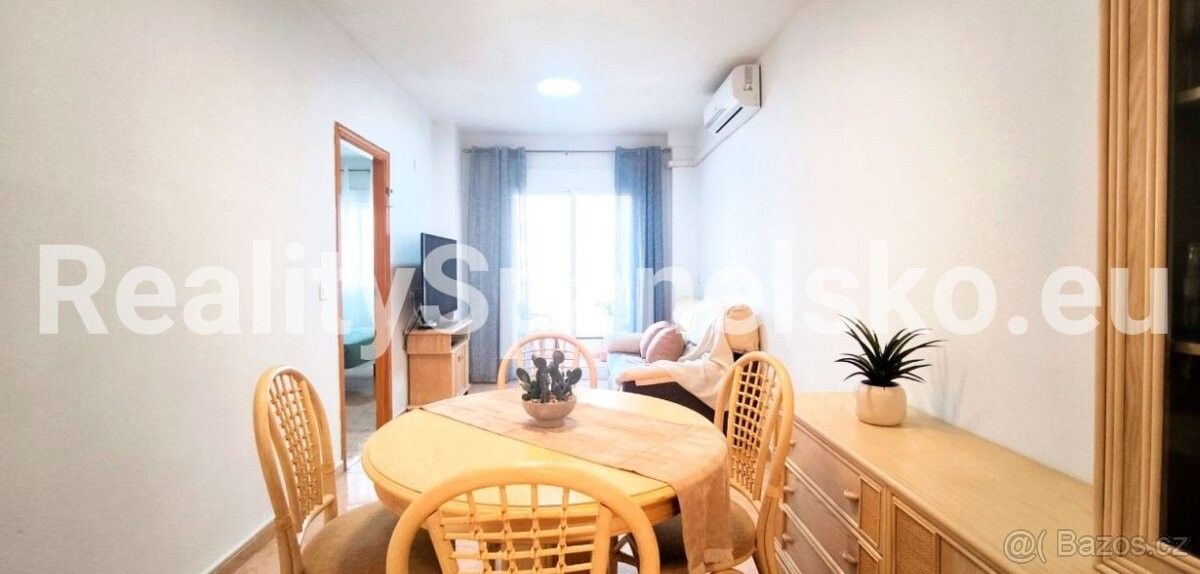 Byty, 987 66, Zahraničí