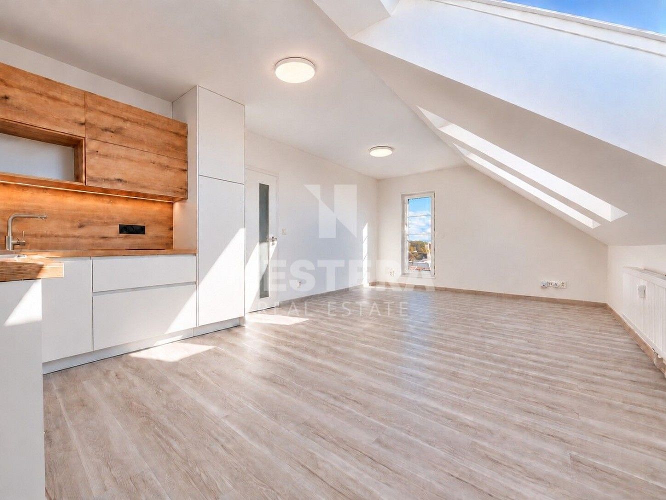2+kk, U staré studánky, Praha 10 - Dubeč, 44 m² - 1