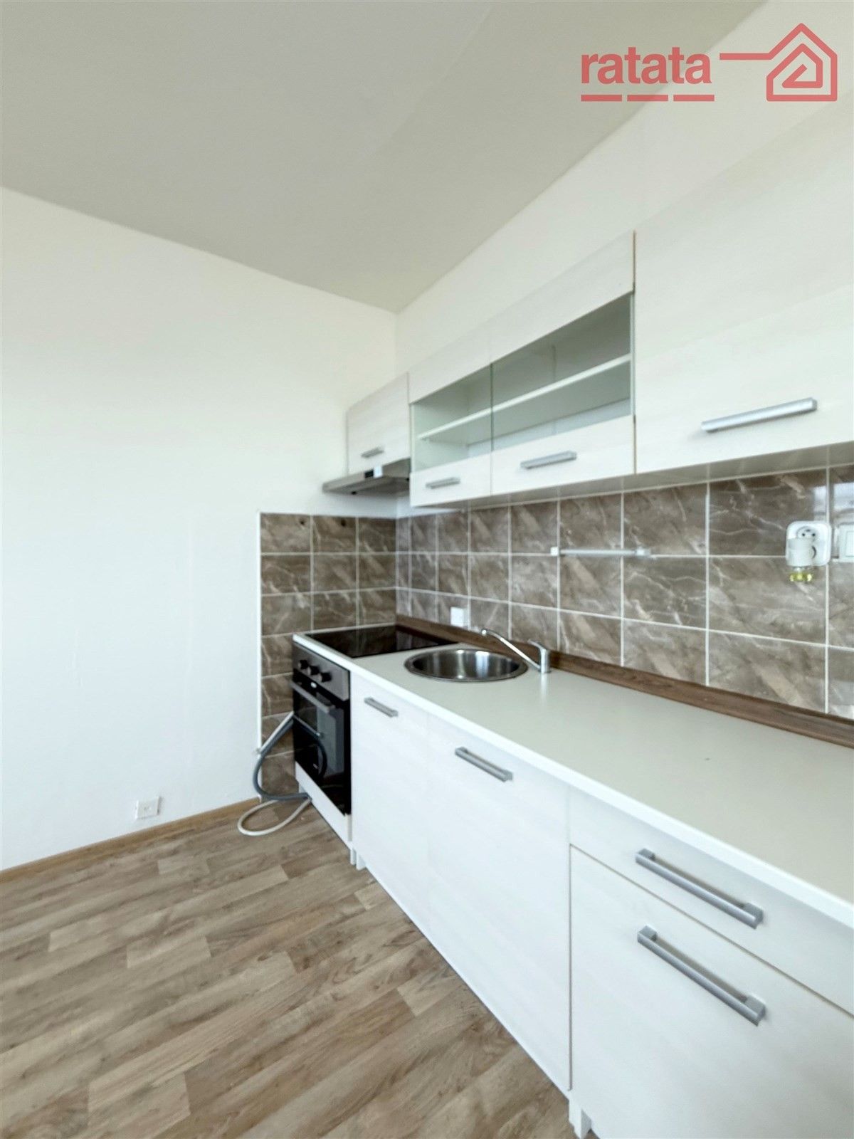 1+1, Krušnohorská 1665, Jirkov, 33 m²