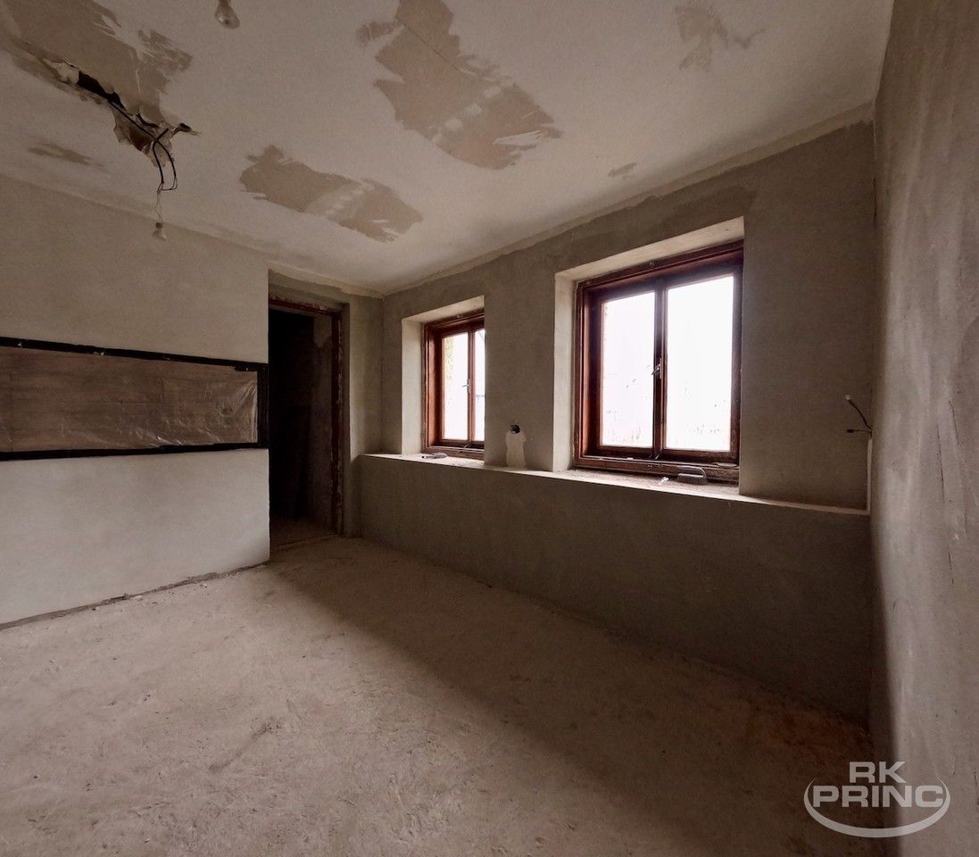 Rodinný dům · 200 m² · Tehov - 4