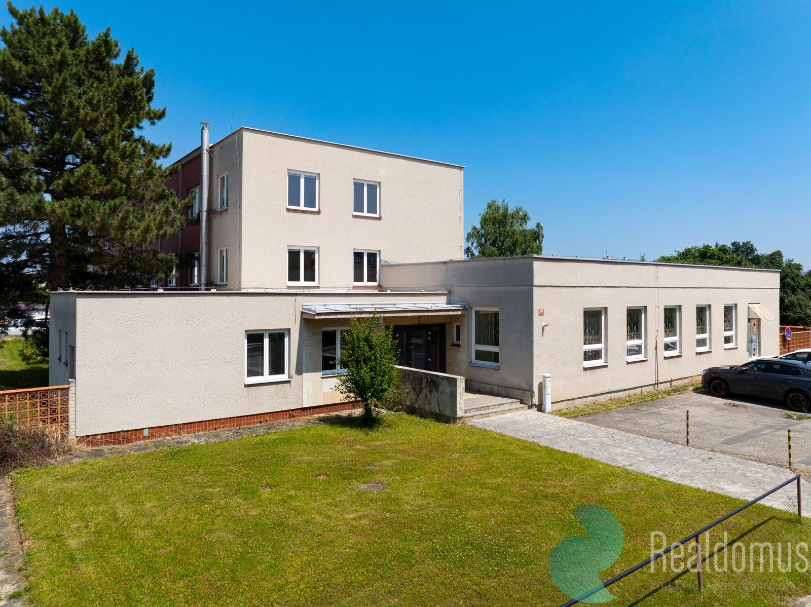 Pronájem kancelář - Školní, České Budějovice, 351 m²