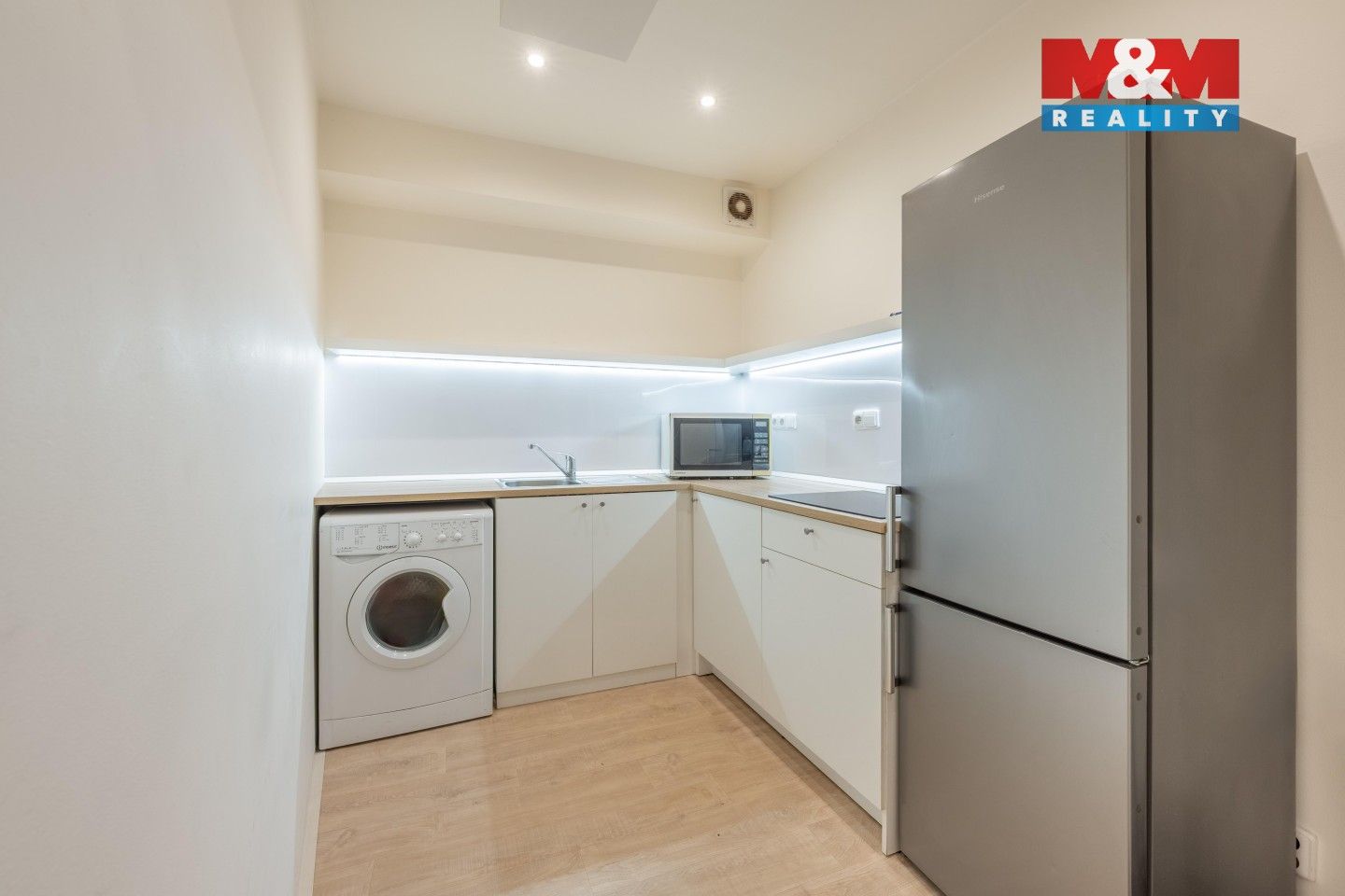 Prodej ostatní - Bělohorská, Praha, 49 m²