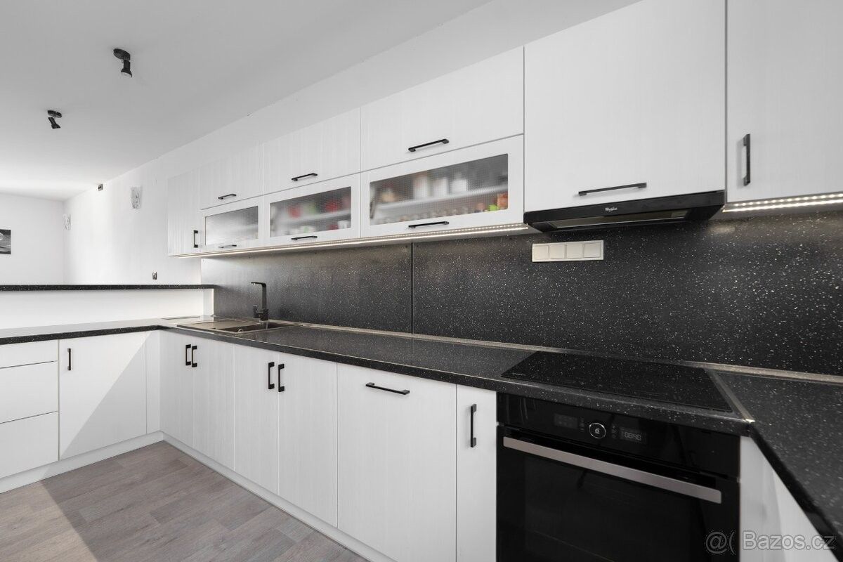 Rodinné domy, Zlín, 763 02