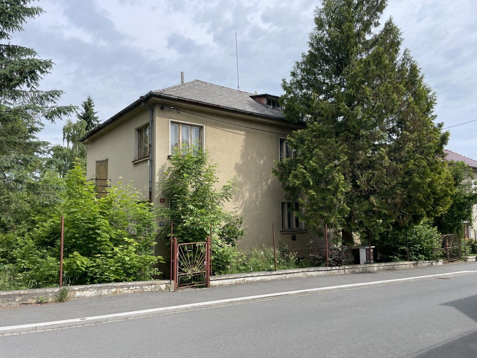 Vily, Klatovy, 390 m²