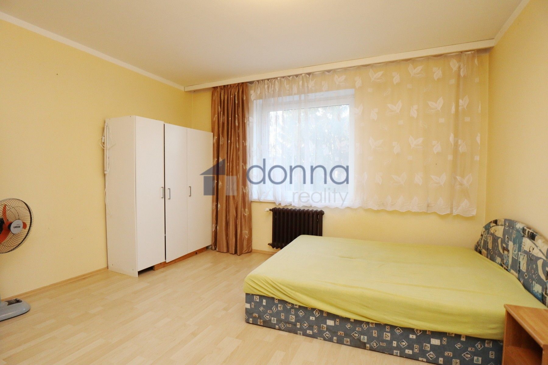 Pronájem byt - Krhanická, Praha, 35 m²