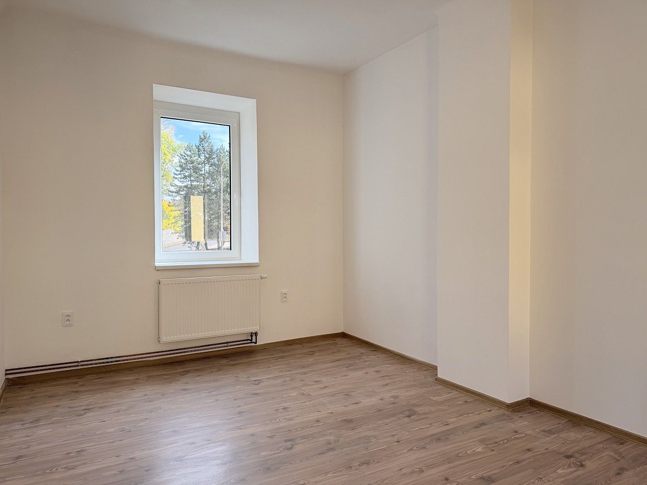 Pronájem byt 2+kk - Dolení, Jilemnice, okres Semily, 61 m² - 5