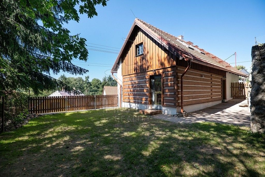 Rodinné domy, Pod farou, Stříbrná Skalice, okres Praha-východ, 79 m² - 2