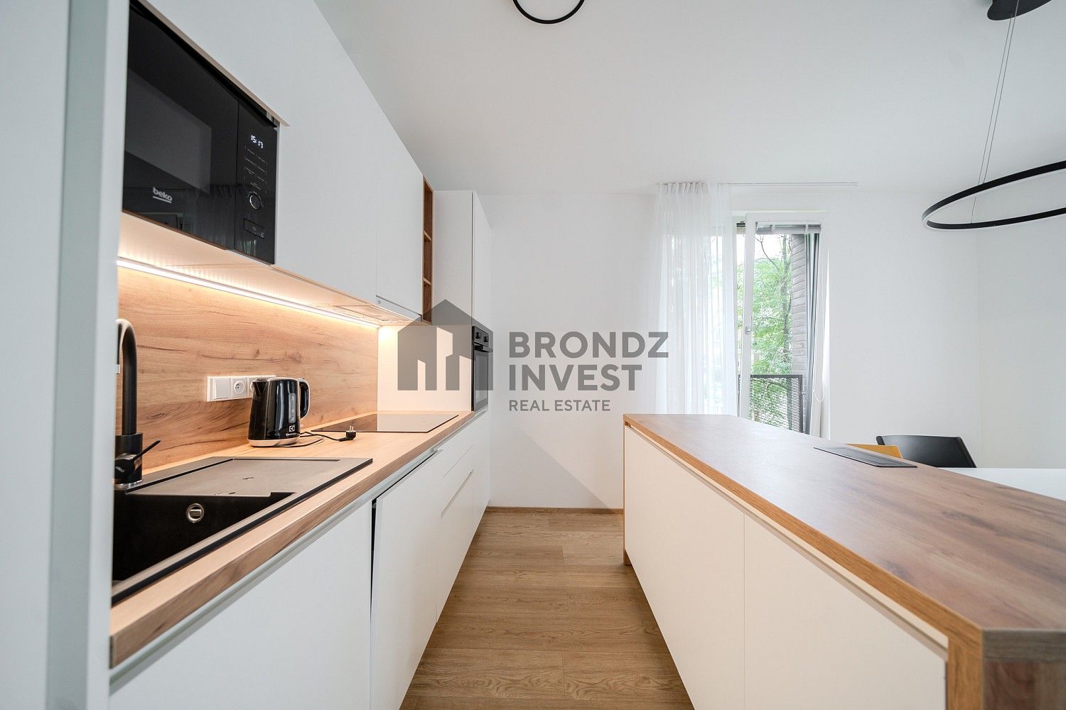 Pronájem byt 3+kk - Litoměřická, Praha 9, 82 m² - 5