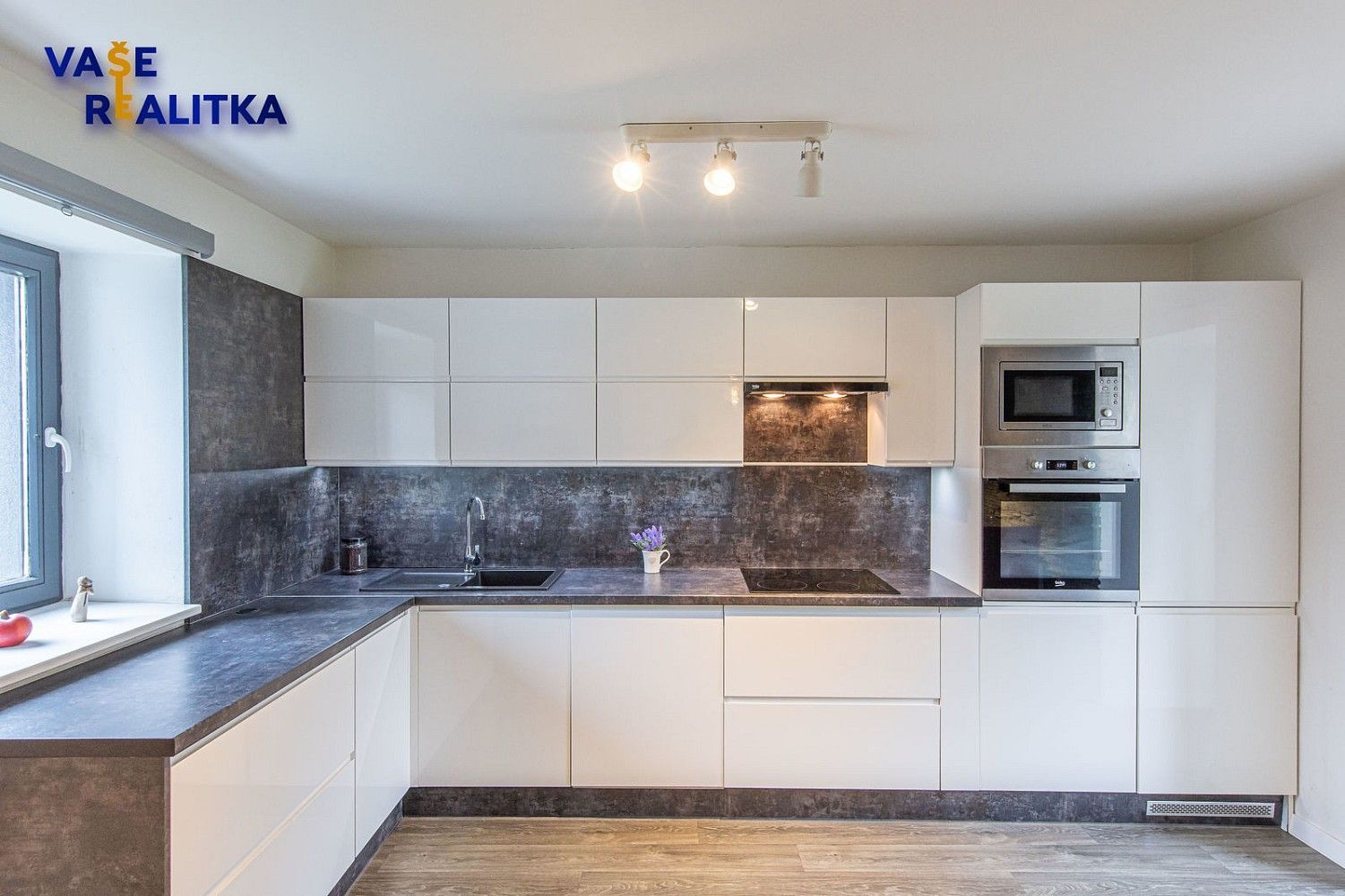 Rodinné domy, Listopadová, Ostrava - Kunčičky, 140 m² - 1