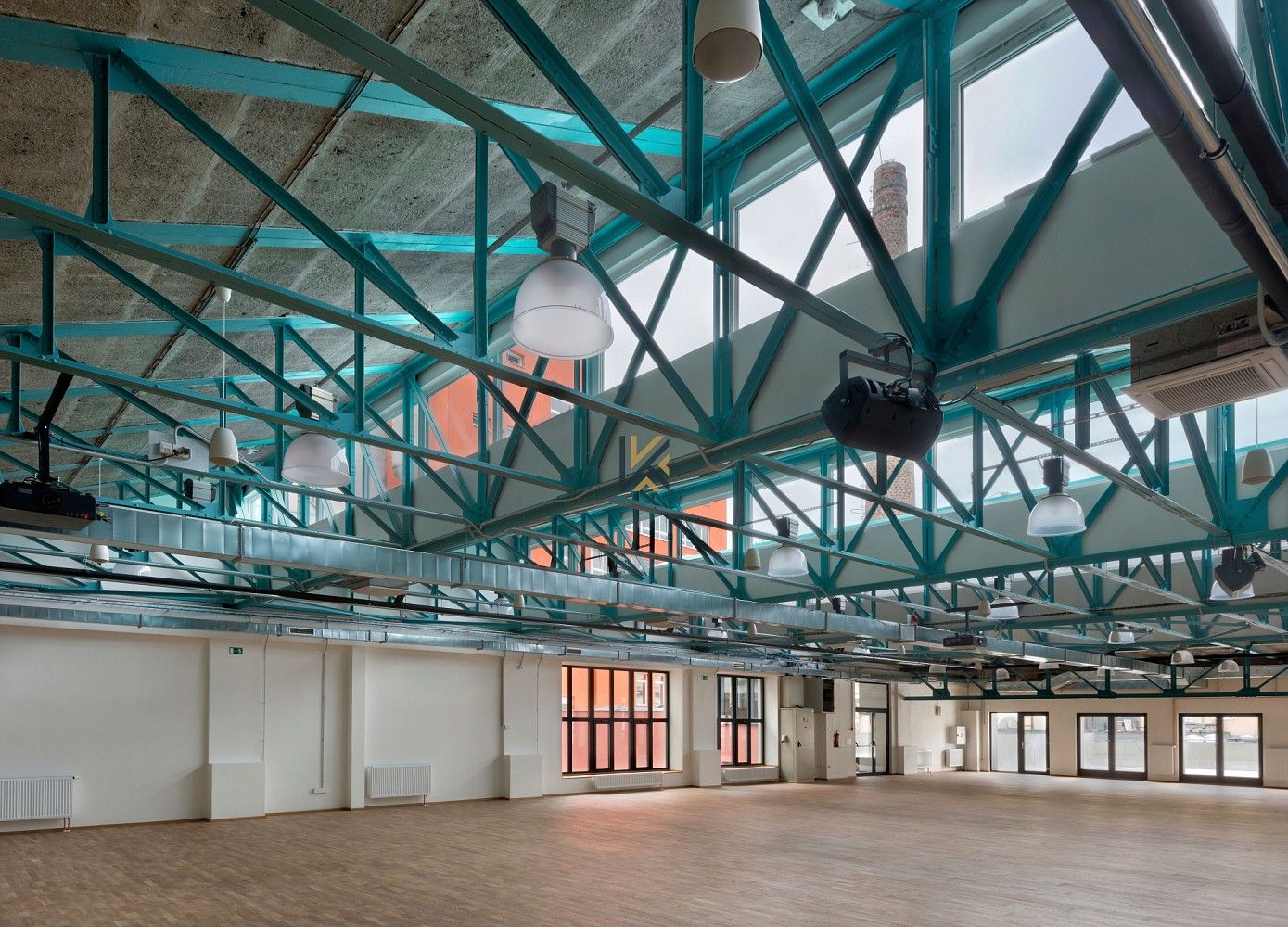 Pronájem obchodní prostory - Praha - Libeň, okres Praha 9, Hlavní město Praha, 705 m² - 5