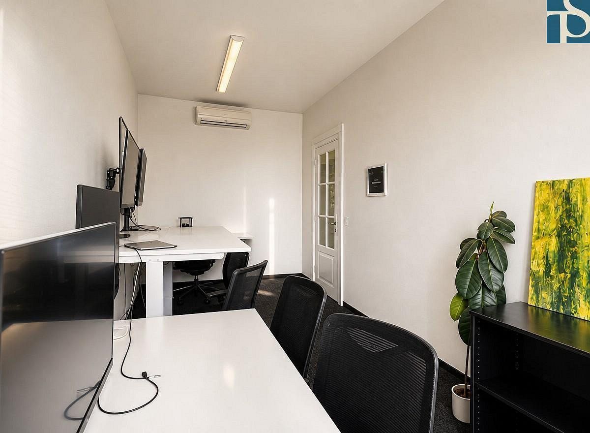 Pronájem kancelář - Praha - Nové Město, okres Praha 1, Hlavní město Praha, 16 m² - 2