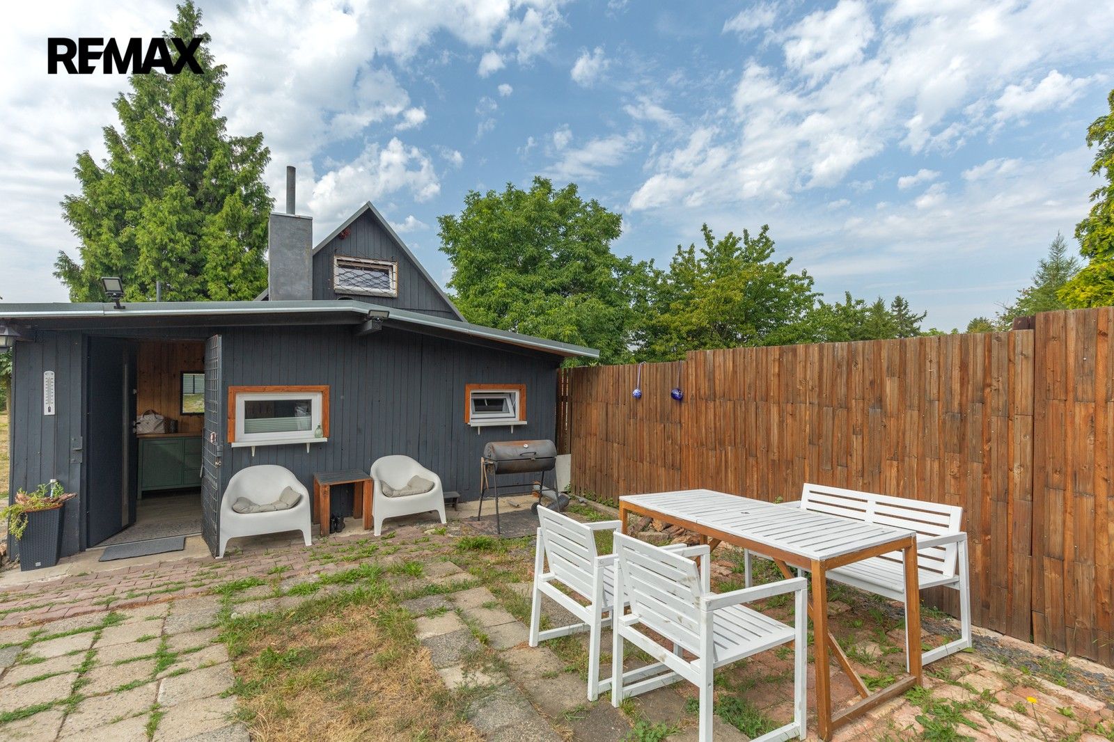 Zahrada · 1 877 m² · Lom - 4