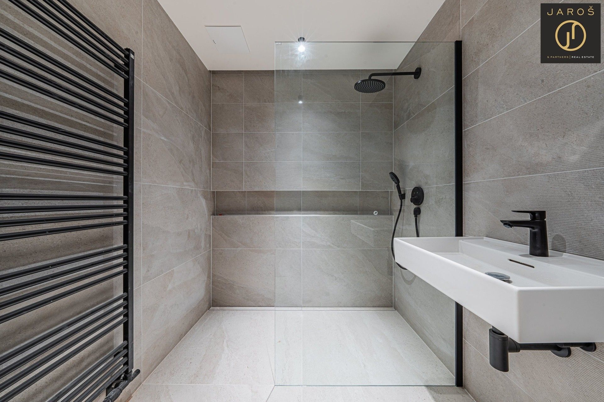 Prodej byt 3+kk - Bedřichov, 121 m²