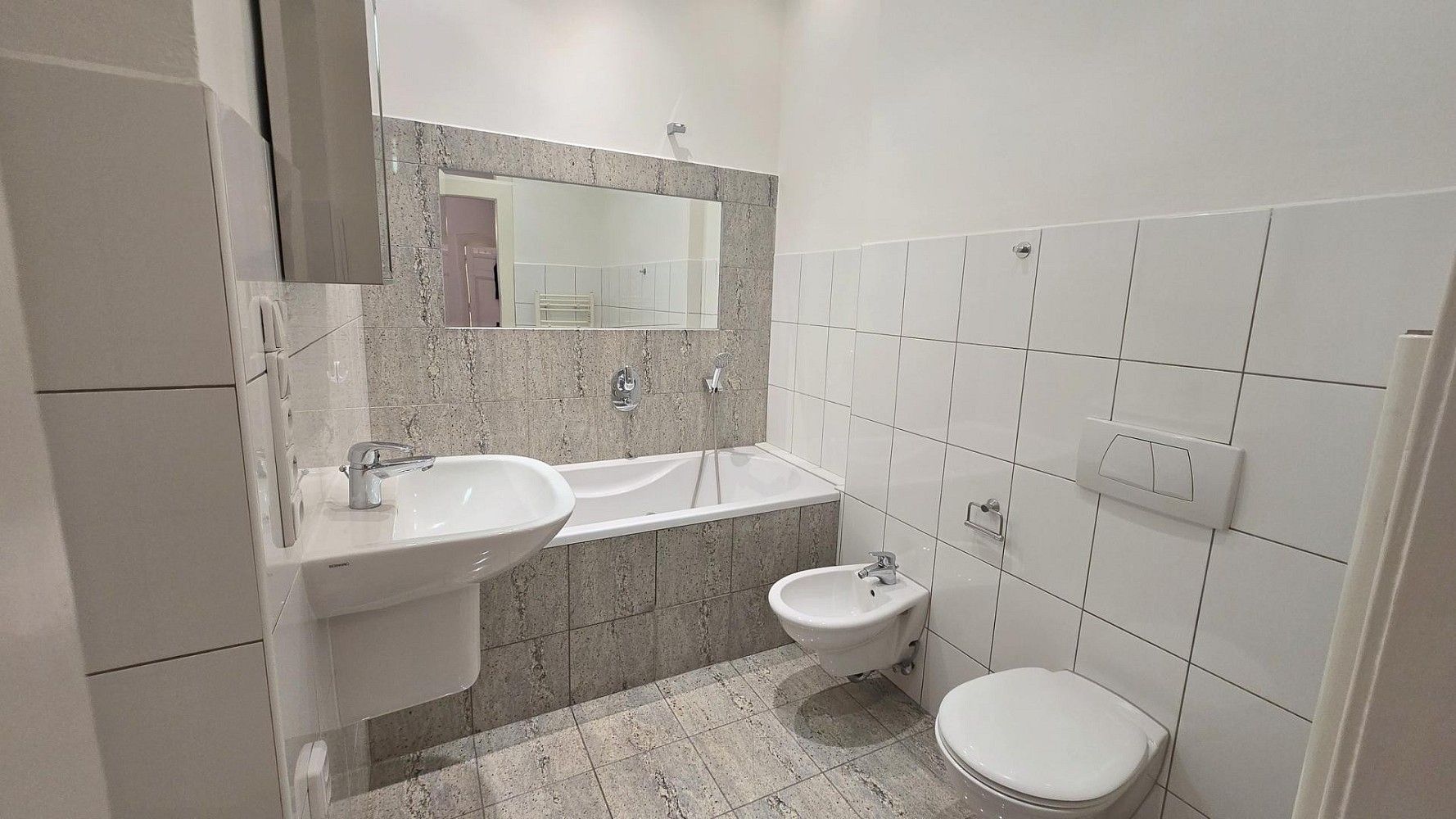 Byt 3+1 · 120 m² · U staré školy, Praha 1 - Staré Město - 3