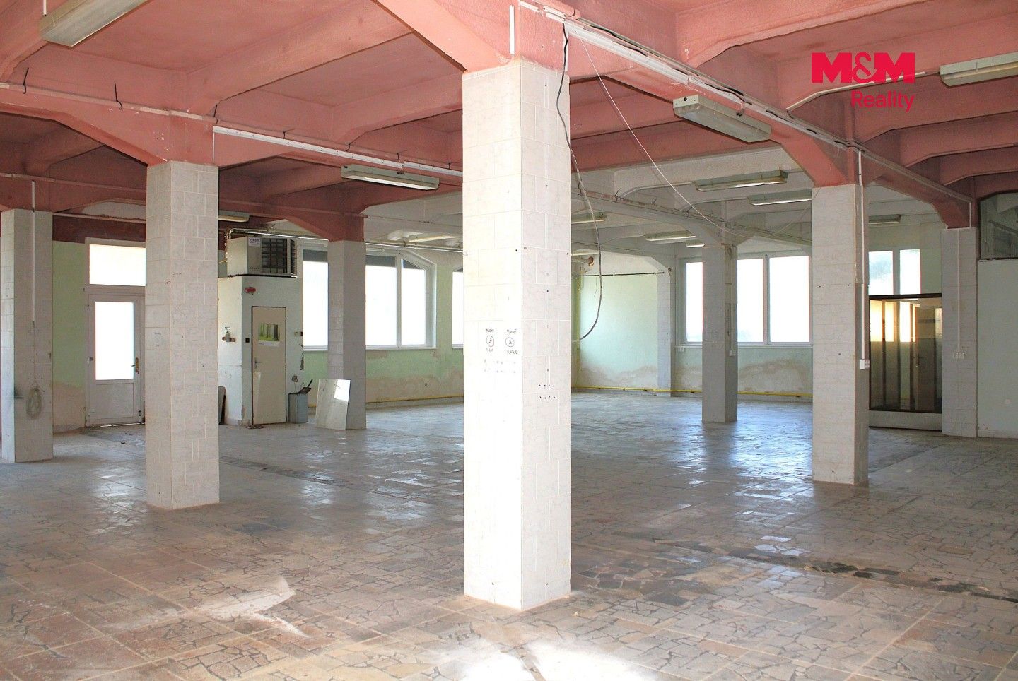 Obchodní prostory · 330 m² · Kotíkova, Nová Paka - 4