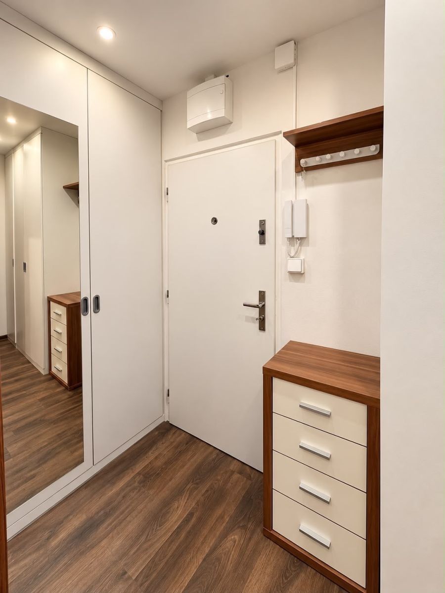 Byt 2+kk · 33 m² · Košťálkova, Praha - Kobylisy - 3