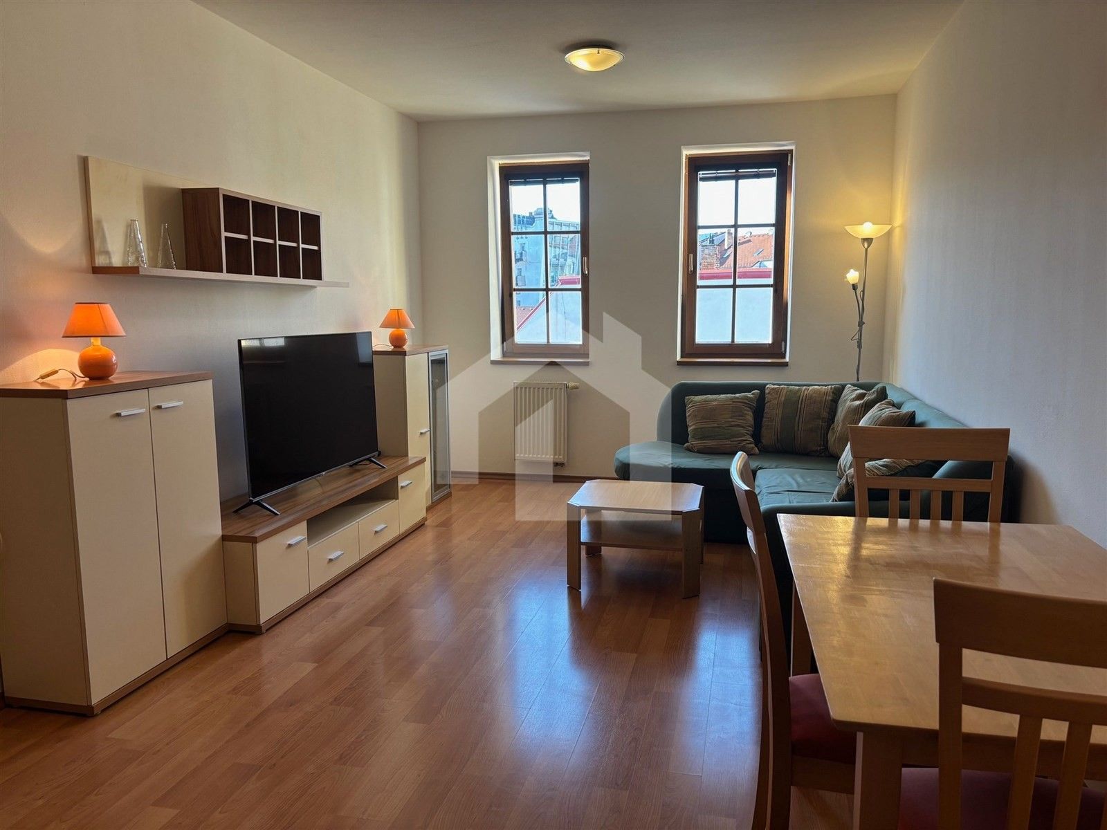 Pronájem byt 2+kk - Jeronýmova, České Budějovice, 69 m²