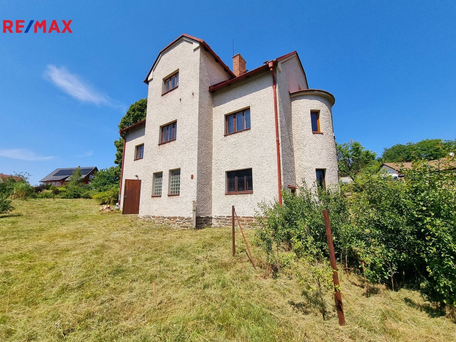 Prodej dům - Ohnišov, 450 m²