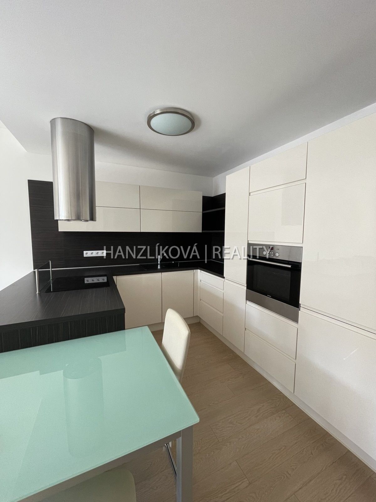 Pronájem byt 3+kk - B. Smetany, České Budějovice, 86 m²