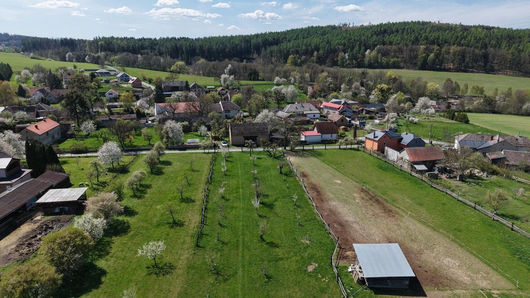 Pozemek pro bydlení · Bouzov - Obectov, okres Olomouc, Olomoucký kraj - 3