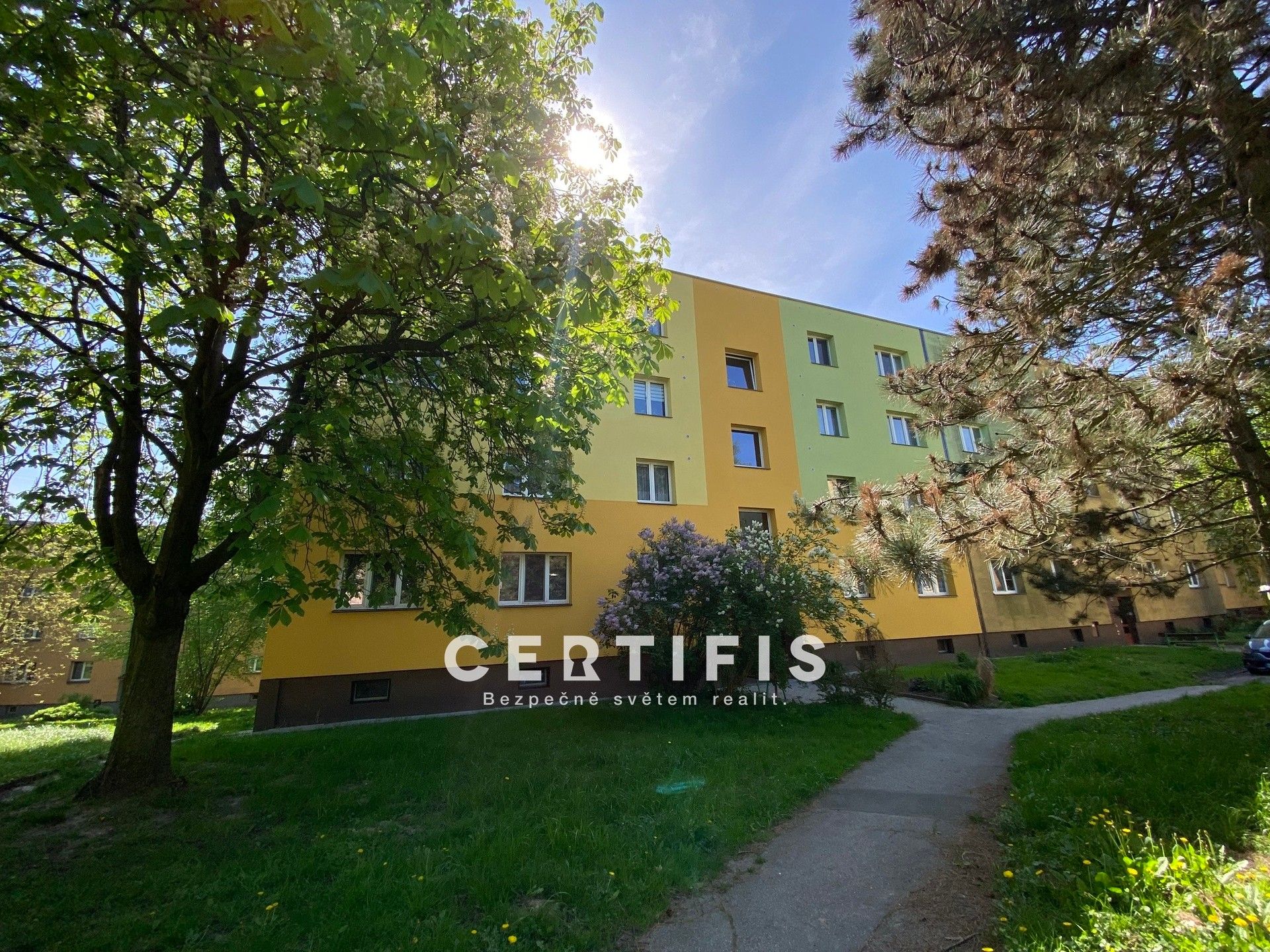 3+1, Vojtěcha Martínka, Orlová, 73 m²