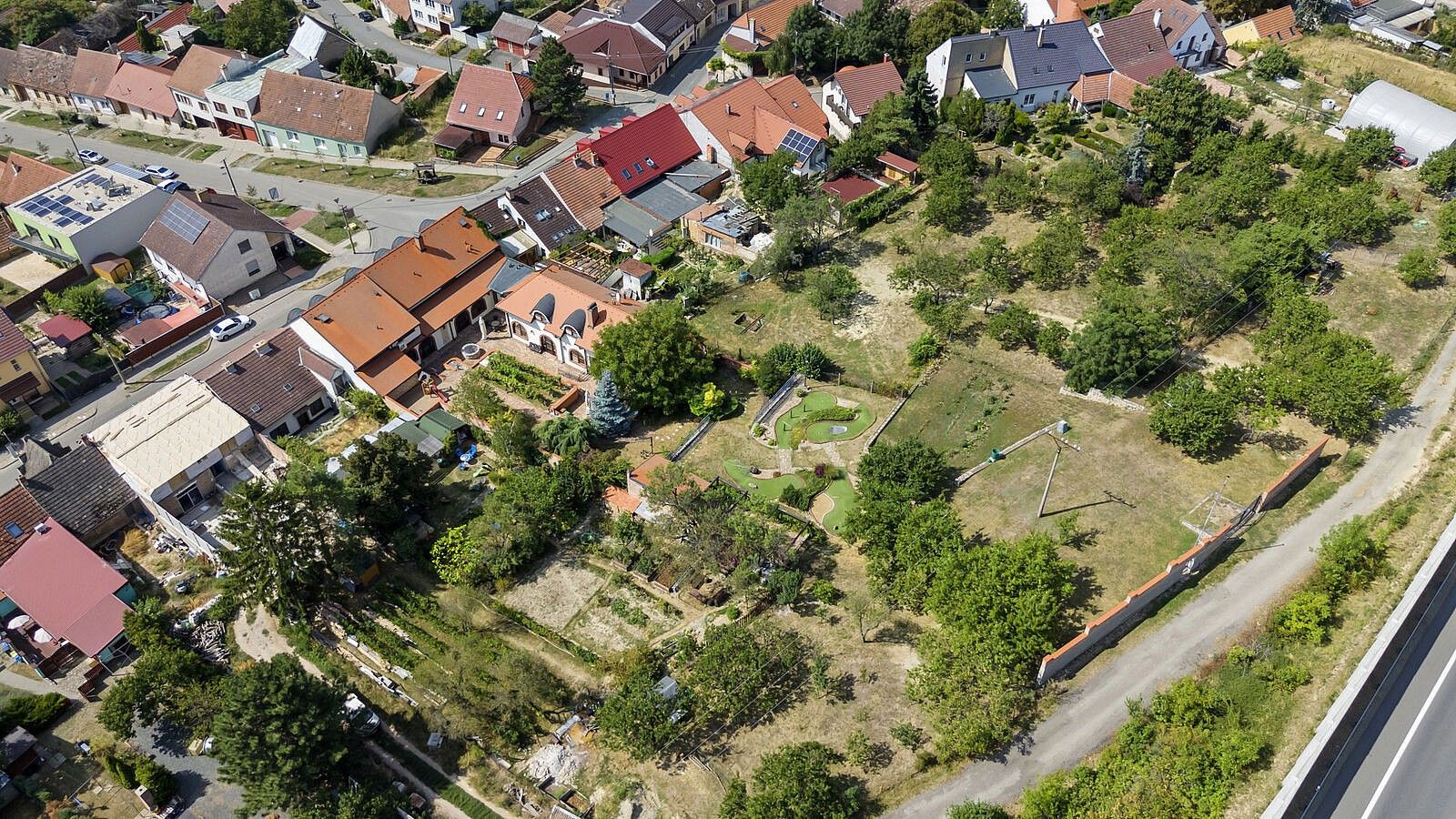 Ubytovací zařízení · 1 000 m² · Hustopeče, okres Břeclav, Jihomoravský kraj - 4