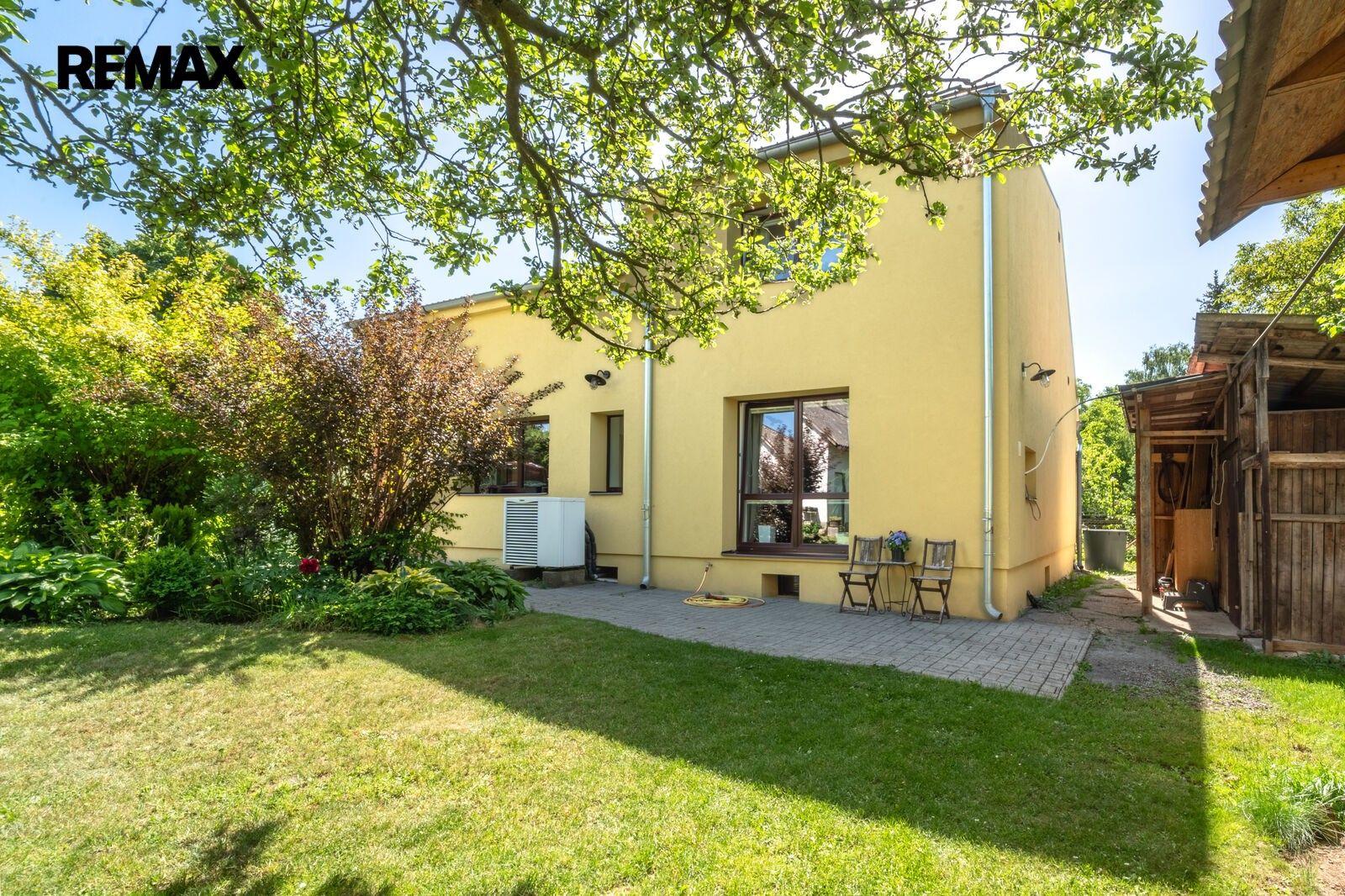 Prodej rodinný dům - Kytín, 200 m² - 5